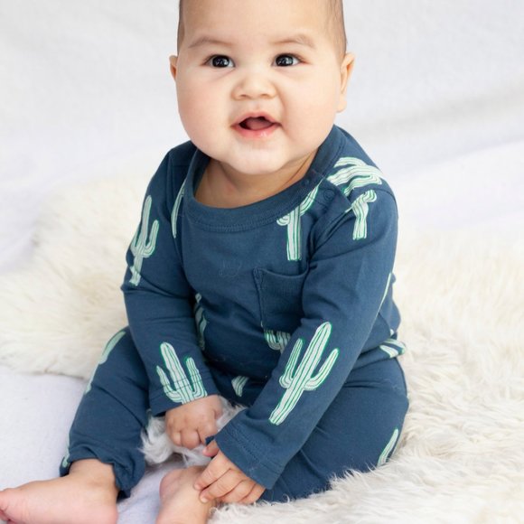 Tea Collection NWT 3-6 months romper - Picture 2 of 2